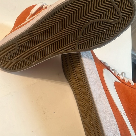 NIKE SB ZOOM BLAZER MID SAFETY ORANGE-WHITE SZ 10 |864349-800| - Picture 10 of 10